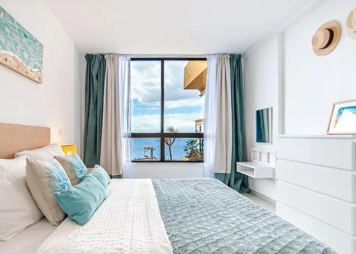 Comfortable Sea View Apartment